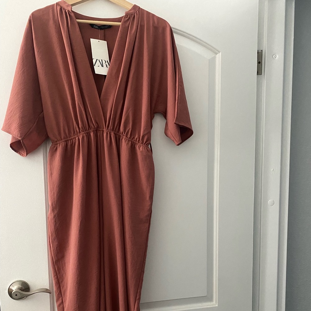 ZARA FLOWY JUMPSUIT